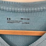Under Armour Under armor heat gear top loose size small Photo 1