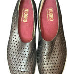 Munro  perforated slip-on sneakers Size 9 women’s Photo 0