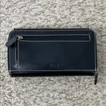 wilson's leather  Smooth Black Full Zip Wallet with Contrasting Stitching Photo 2