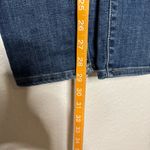 Levi's Levi 312 Shaping Slim Jeans Women Size 29 Medium Wash Stretch 30” Inseam Classic Photo 5