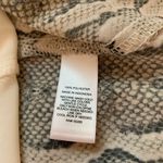 EXPRESS Snakeskin Print Top Womens Size Medium Beige Sleeveless Blouse Cutout Photo 3