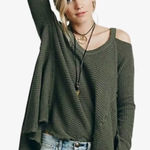 Free People  Oversized Boho Moonshine Sweater Cold Shoulder in Carmel‎ Size Small Photo 0