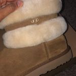 UGG Mini Fluff Photo 5