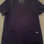 FIGS  scrub top navy Photo 4