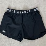 Under Armour Shorts Photo 0