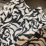 Covington Sleeveless Dress Photo 3