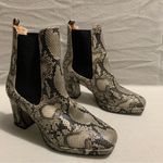 French Connection  Penny Chelsea Block Heel Boots sz 8 Photo 3