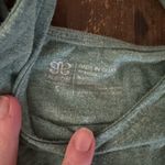 ALBION FIT 2 piece!  Antigua Compression leggings AND Kale Knot crop tank Photo 3