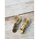 Vintage Clip On Earrings Photo 2
