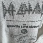 Def Leppard  white t-shirt by goody two sleeves Photo 1