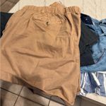Old Navy  Women's Beige Khaki Everyday Elastic Waist Chino Shorts Stretch Large Photo 5