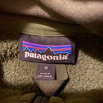 Patagonia Zip Up Photo 2
