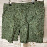 NWOT Aspen Women's Size 8 Green Floral Print Mom Shorts Photo 0