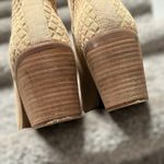 Toms Everly Cut Out Leather Suede Stacked Heel Booties Cream Womens 9 Almond Toe Photo 8