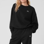 Alo Yoga NWT  Accolade Sweatshirt Photo 0