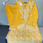 Pakistan designer 2 pace suit size small Yellow Photo 0
