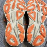Hoka Bondi 8 Shoes Photo 3