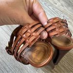 Joan & David  Brown Leather Strappy Stacked Heel Sandals Womens 7 Summer Y2K Photo 3