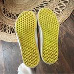 Vans Orange  Men’s 8.5 Women’s 10 Photo 3