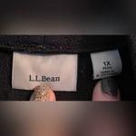 L.L.Bean  women’s black fleecy pullover top with mock next and cross hem; size 1X Photo 3
