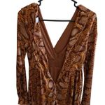 Altuzarra Snakeskin Print V Photo 4