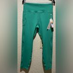 Vuori  NWT Studio Pocket Leggings Bergamot Green Sold out color Size XL Photo 5