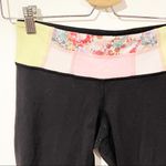 Lululemon  4 Black Reversible Wunder Under Crop Leggings Flowabynga Yellow Coral Photo 1