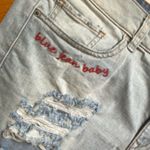 EXPRESS NWT  Shortie Relaxed Low Rise Ripped Jean Shorts Size 10 Photo 4