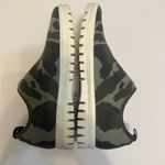 Blondo  Farrah Waterproof Knit Slip On Sneaker Camo Casual Comfort Size 8.5‎ Photo 1