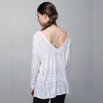 Lululemon HTF Flip Your Dog Top in White Exploded Manifesto Pop Block L/XL Photo 1