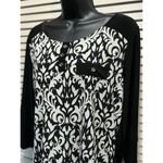 Elie McCarthy Black/Cream Paisley 3/4 Sleeve Faux Buttons‎ Scoop Neck Size L Black Size L Photo 1