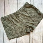 Gap Tencel Olive Jungle Vines shorts Size XL Photo 0