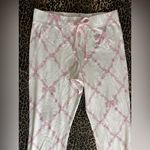 The Beaufort Bonnet Company Bow Pink/white Pajama Set Size Small Pink Photo 8