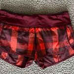 Lululemon Women’s Red Plaid Run Speed Short EUC size 4 Rare Photo 1