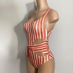 Vince Camuto New. stripe swimsuit. MSRP $139. Size 6 Photo 8