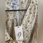 REDBERRY Crop Top‎ Blouse Tie Front Size Large Floral Puffy Sleeves NWT Tan Photo 6