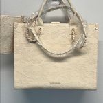 Betsey Johnson | Skull & Floral Embossed Tote w/Wallet Photo 5