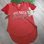 NFL NWOT Atlanta Falcons V Neck Tee Graphic Top Hi-Low Photo 1