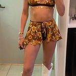 Her Pony  The Label set Photo 0