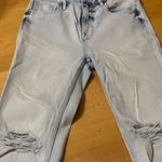 Vigoss  Stevie Crop straight Light Wash Distressed Jeans Sz 26 Photo 2