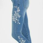 Cotton On NWT Mid Rise Grazer Skinny Jean Photo 1