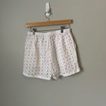 True Destinations White 100% Cotton Eyelet Resort Wear Shorts Size Women's Small Photo 1