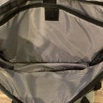 Swiss Gear Messenger / Laptop Bag. Adjustable strap Shoulder Pad Gray Photo 5