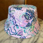 Lilly Pulitzer Lilac Freesia Women’s Bucket Hat Photo 1