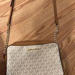 Michael Kors Purse Photo 0