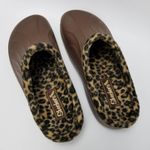 Skechers Womens Animal Print Fleece Lined Mules Slip On Clogs Round Toe Size 9 Photo 11