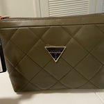 Guess NWT | olive green Kingsport travel bag Photo 0