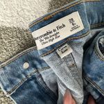 Abercrombie & Fitch Curve Love The 90s Straight High Rise Photo 2