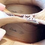 Clarks  Tamzen Mid Tan Pleated Ankle Boots Women’s Size 7 Fall Winter Booties EUC Photo 6