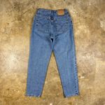 Levi's Vintage 550 Women's Jeans Size 12M Medium Wash Relaxed Fit Tapered Leg 00 Photo 2